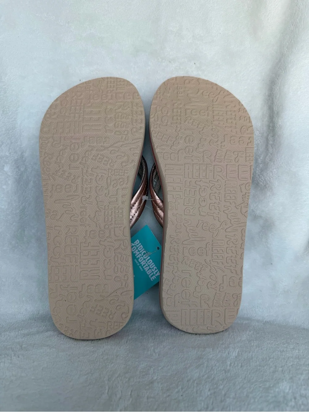 Reef Ahi Cheetah Flip Flops Kids Size 6/7 NWT